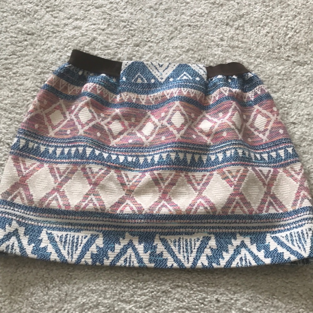 Zara Aztec print Mini Skirt Size Small